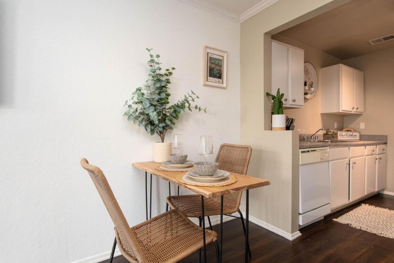 Gucci Mickey And Maxico Lofts Free Parking And Wifi Los Angeles